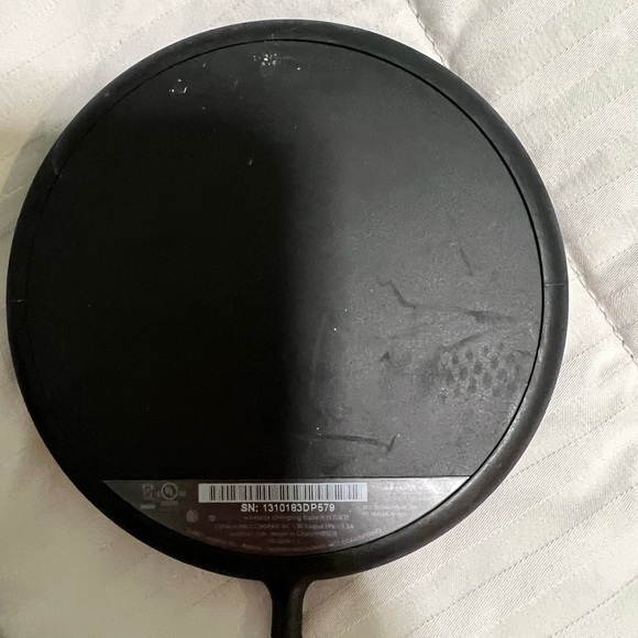 Mophie Wireless Charger - Picture 3 of 4